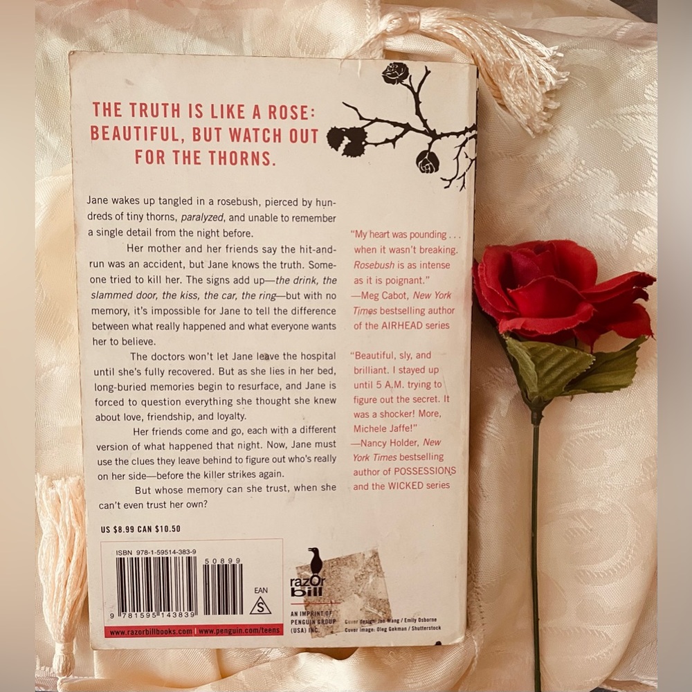 Rose Bush Book By Michele Jaffe (326 Pages)RAZORBILL By PenguinGroup - Picture 2 of 8